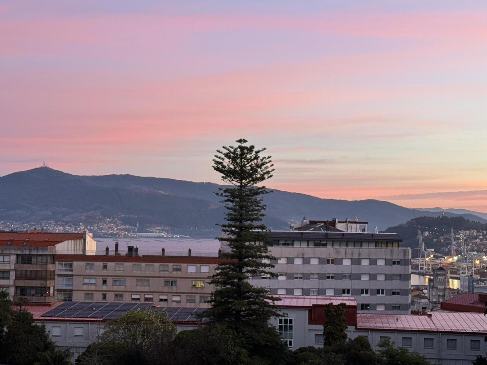 Moderno Apartamento Con Vistas A La Ria De Comarca de Vigo Buitenkant foto