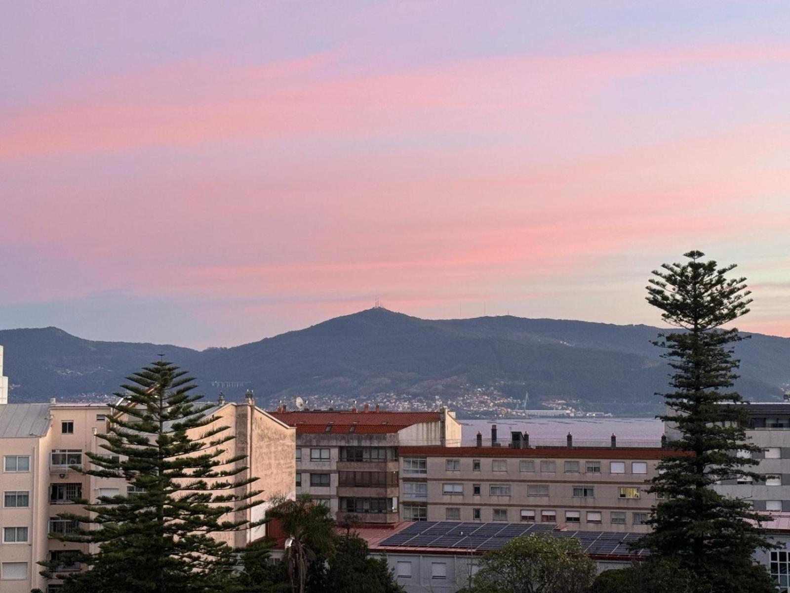 Moderno Apartamento Con Vistas A La Ria De Comarca de Vigo Buitenkant foto